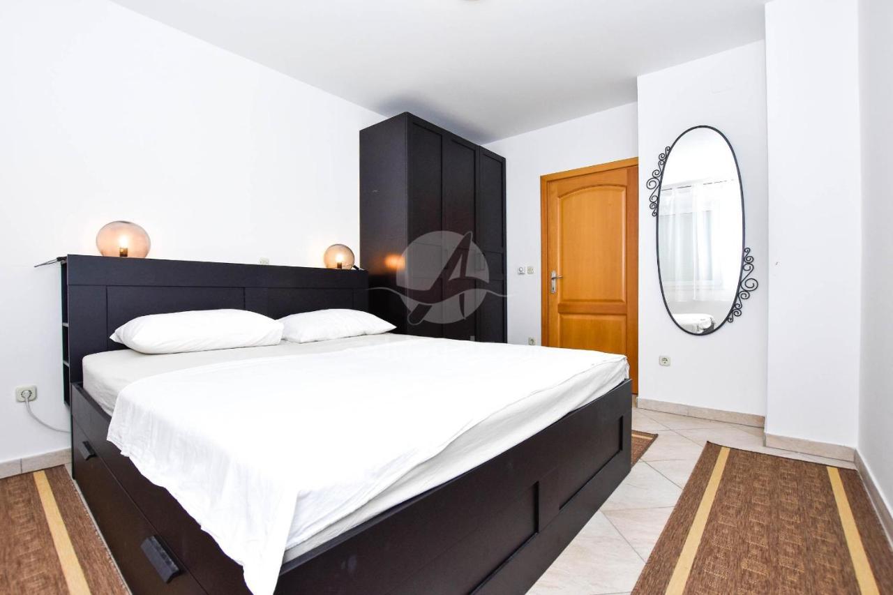 Apartment Jaspis Біоград-на-Мору Екстер'єр фото